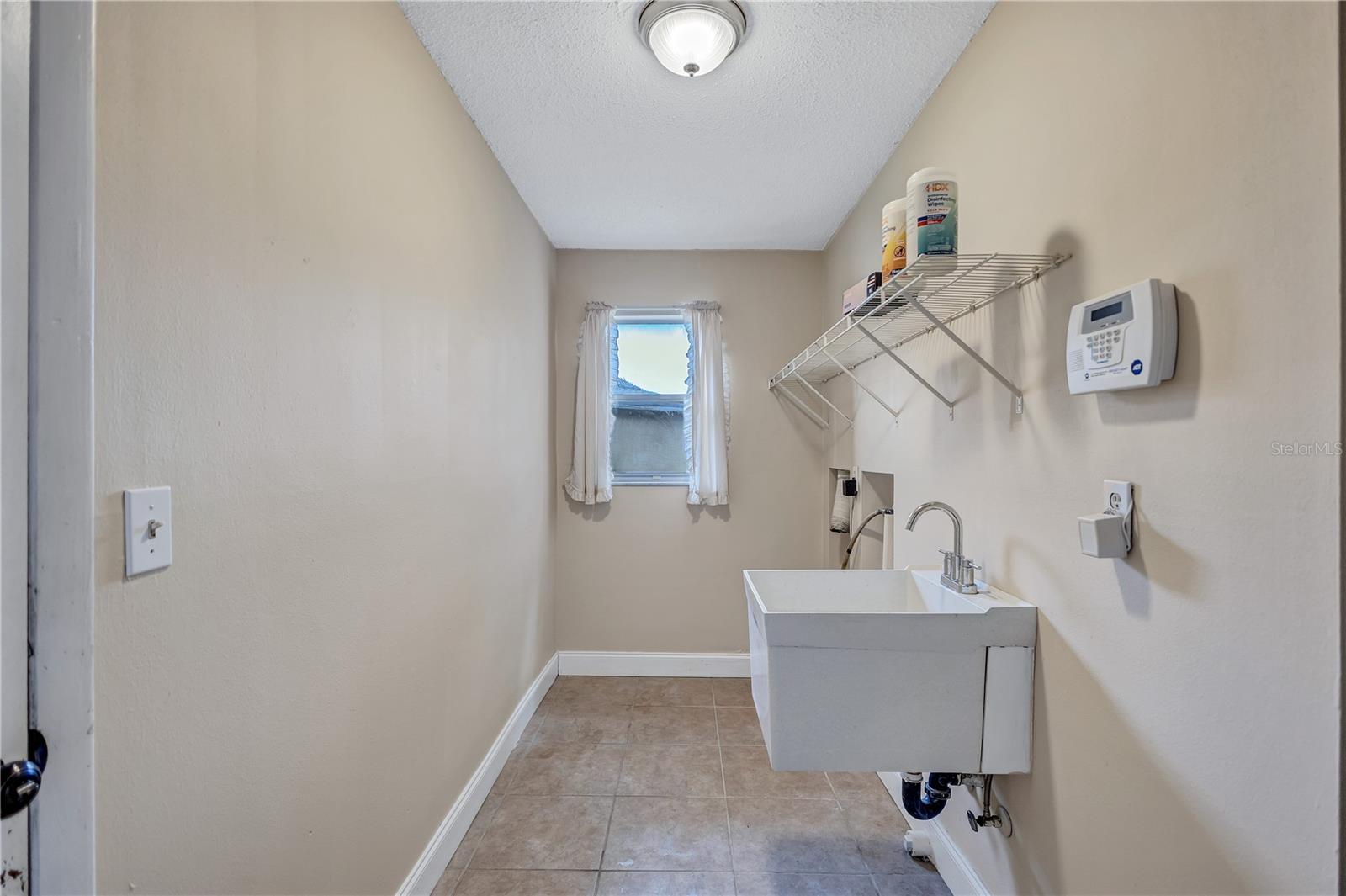 Image 25 of 70 For 2961 Briar Cliff Drive