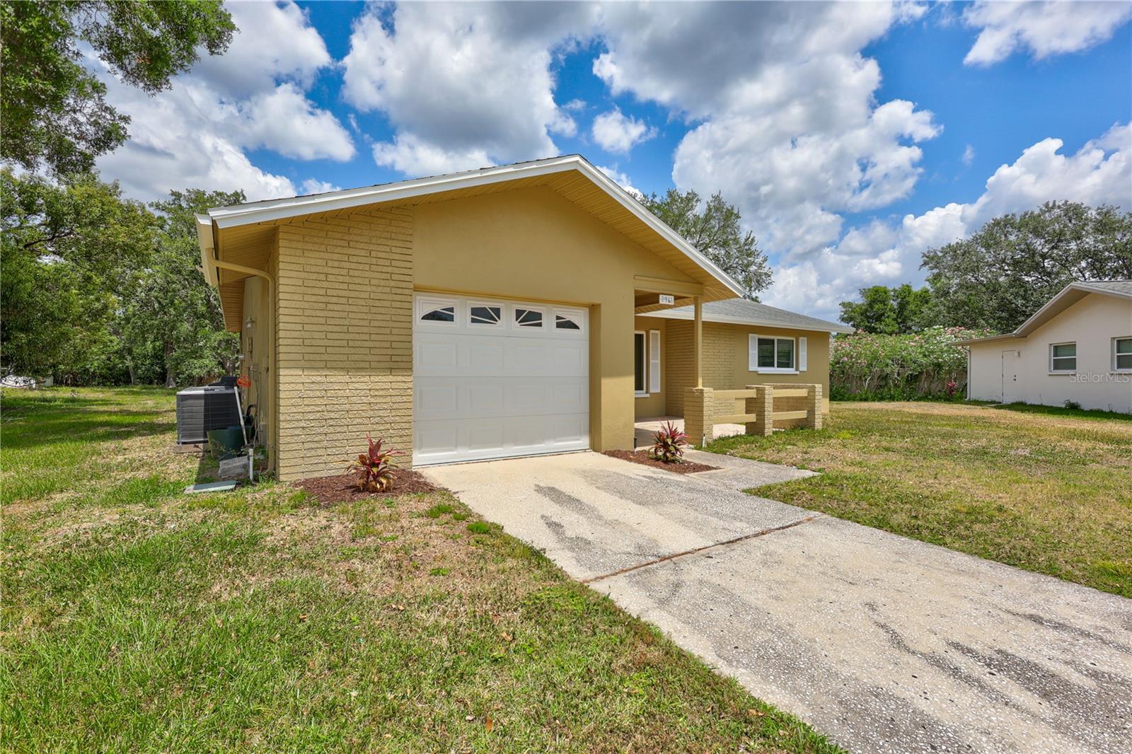 Image 34 of 70 For 2961 Briar Cliff Drive