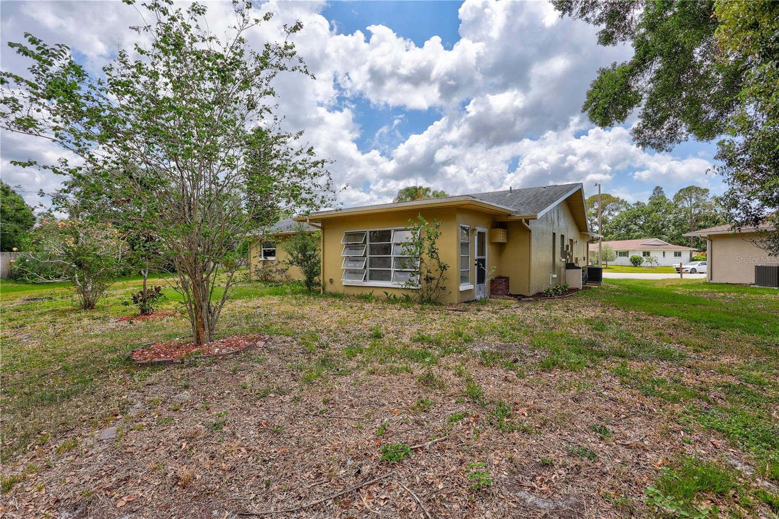 Image 37 of 70 For 2961 Briar Cliff Drive