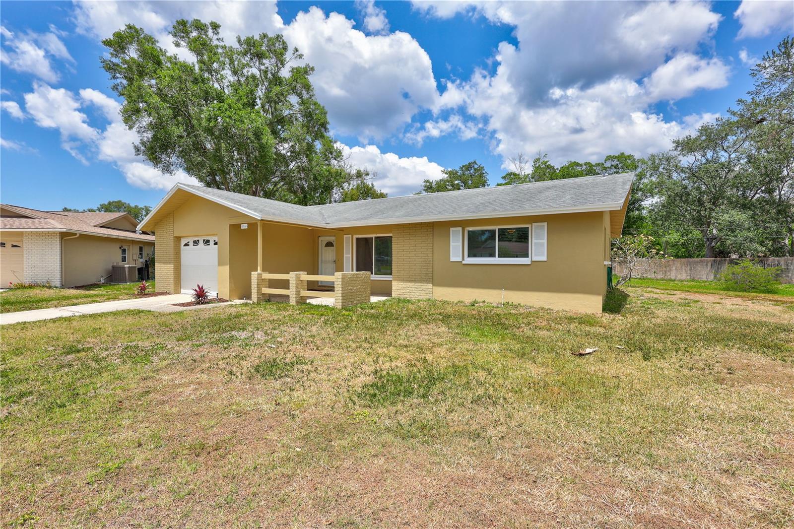 Image 39 of 70 For 2961 Briar Cliff Drive