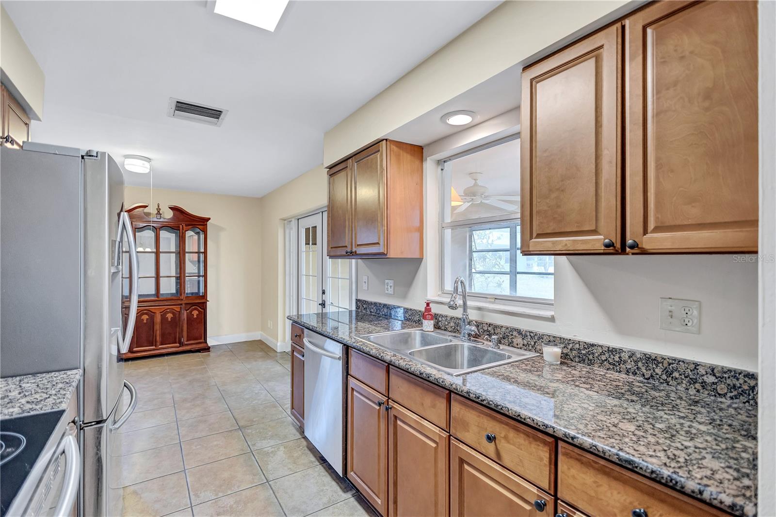 Image 7 of 70 For 2961 Briar Cliff Drive