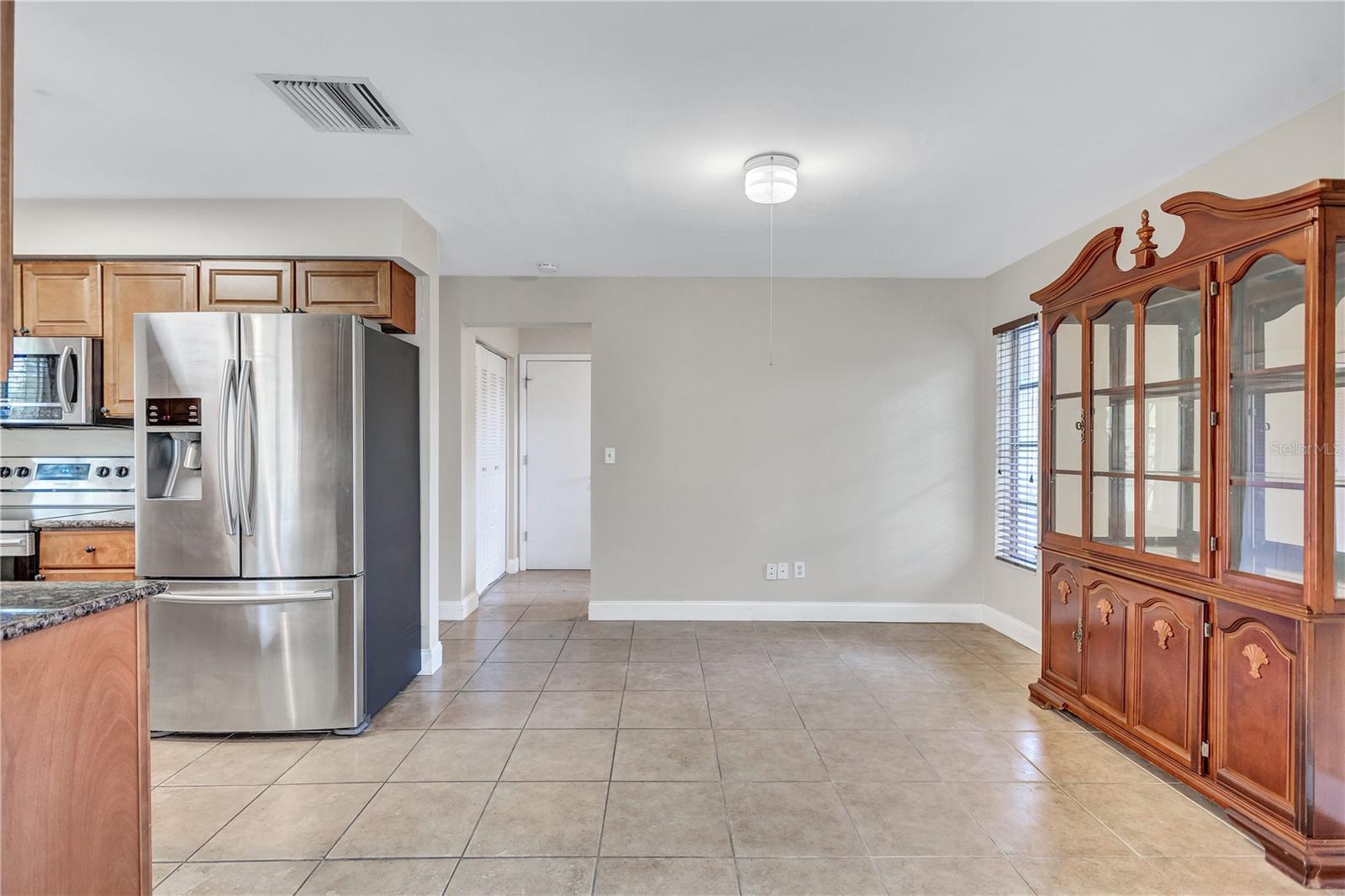 Image 8 of 70 For 2961 Briar Cliff Drive