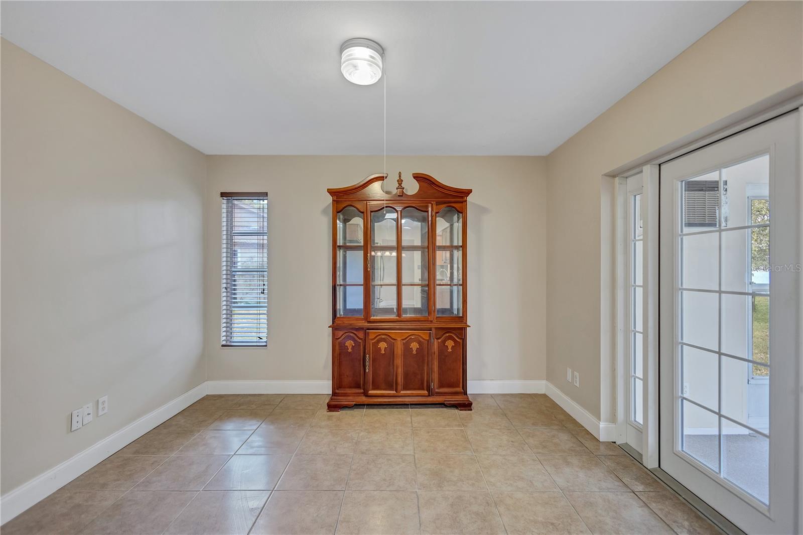Image 9 of 70 For 2961 Briar Cliff Drive