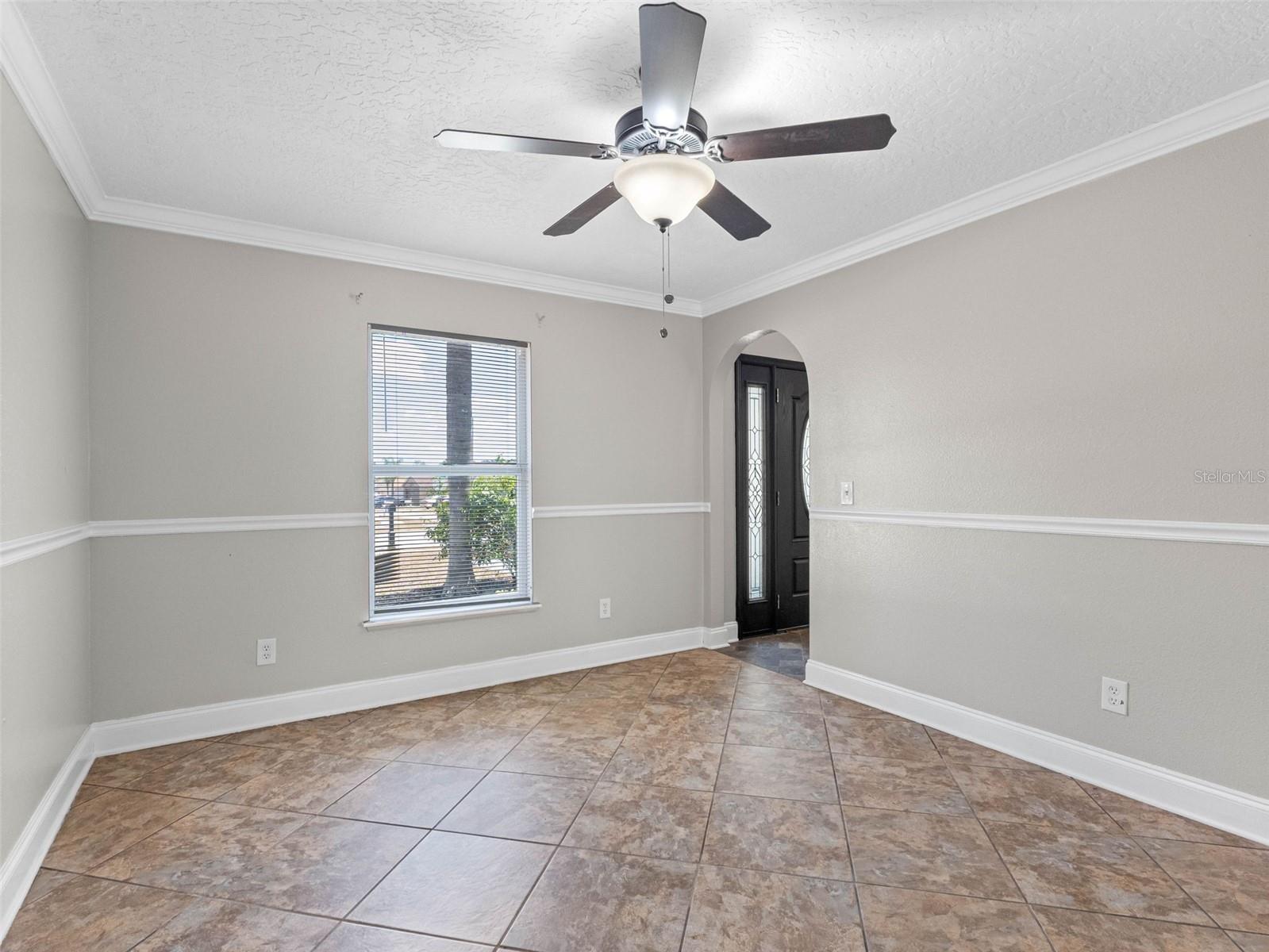 Image 13 of 67 For 908 Stallion Way