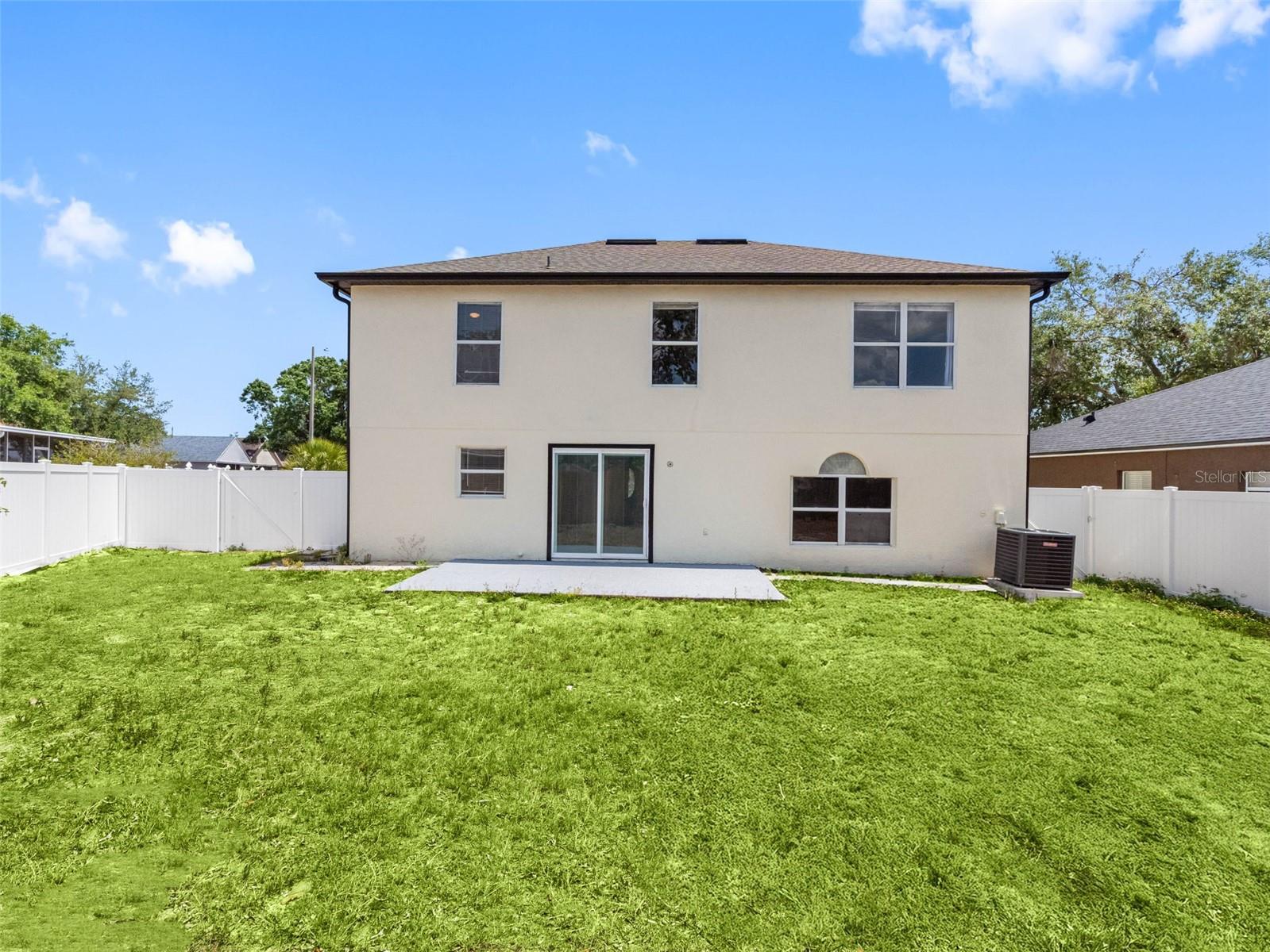 Image 8 of 67 For 908 Stallion Way