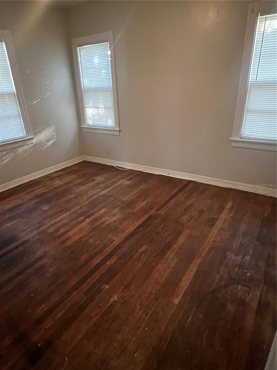 Image 6 of 9 For 1515 13th Avenue S