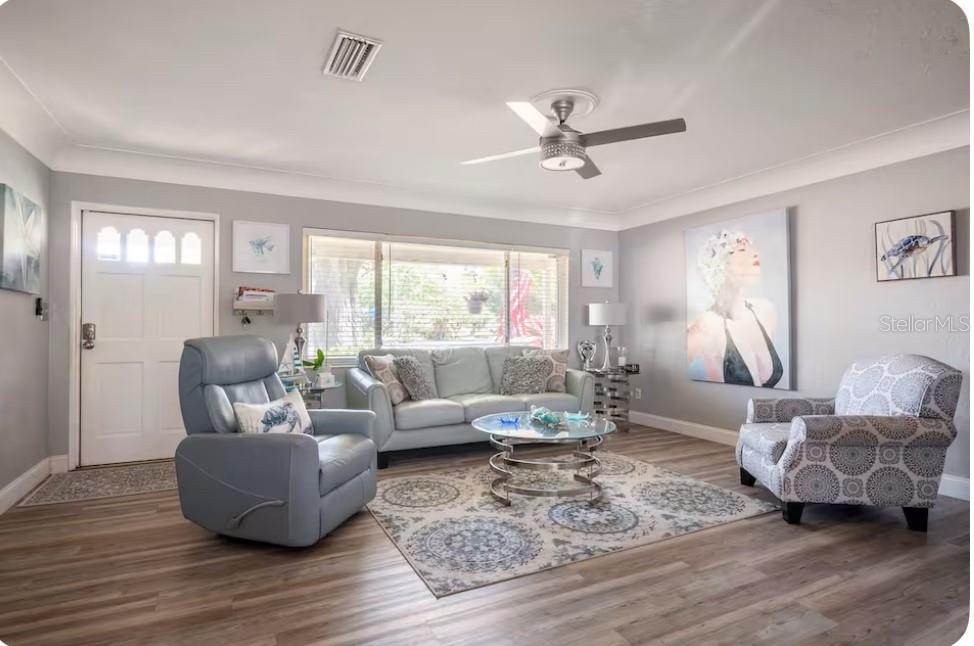 Image 11 of 31 For 2400 62nd Street N