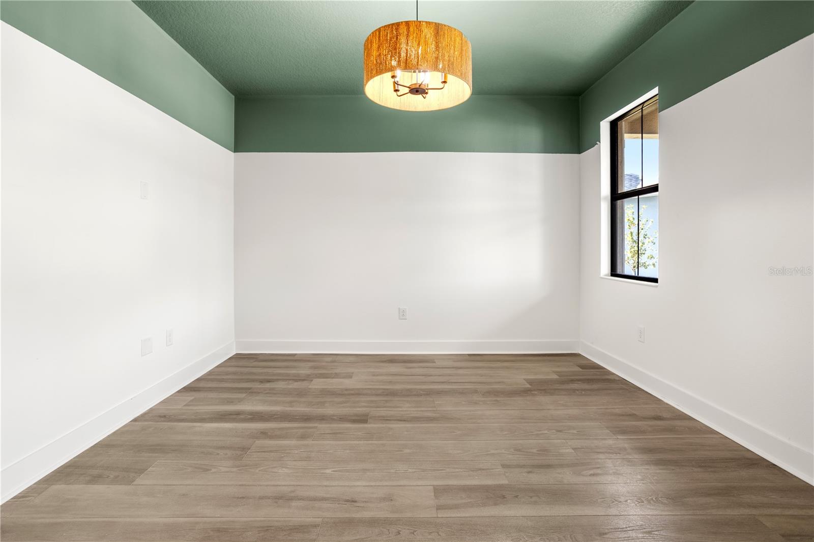 Image 39 of 61 For 2563 Ocean Breeze Lane