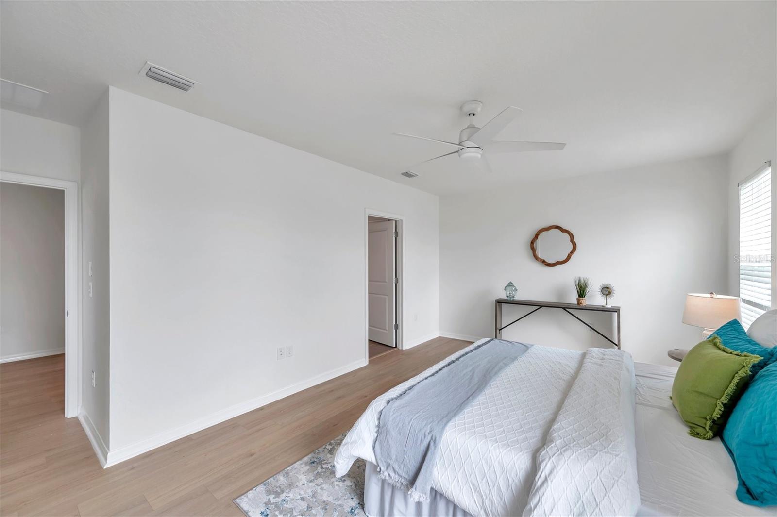 Image 11 of 64 For 32775 Brooks Hawk Lane