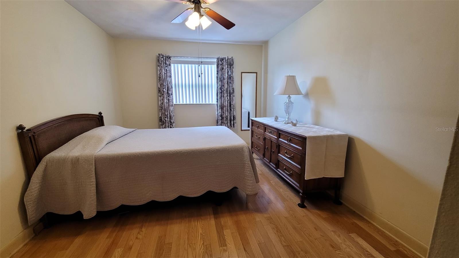 Image 14 of 39 For 7336 20th Street N
