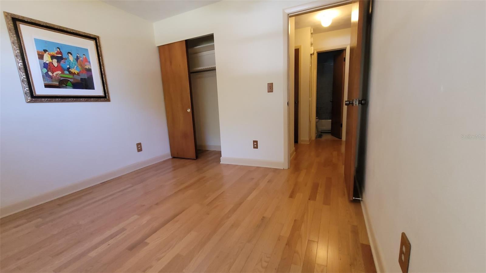 Image 15 of 39 For 7336 20th Street N