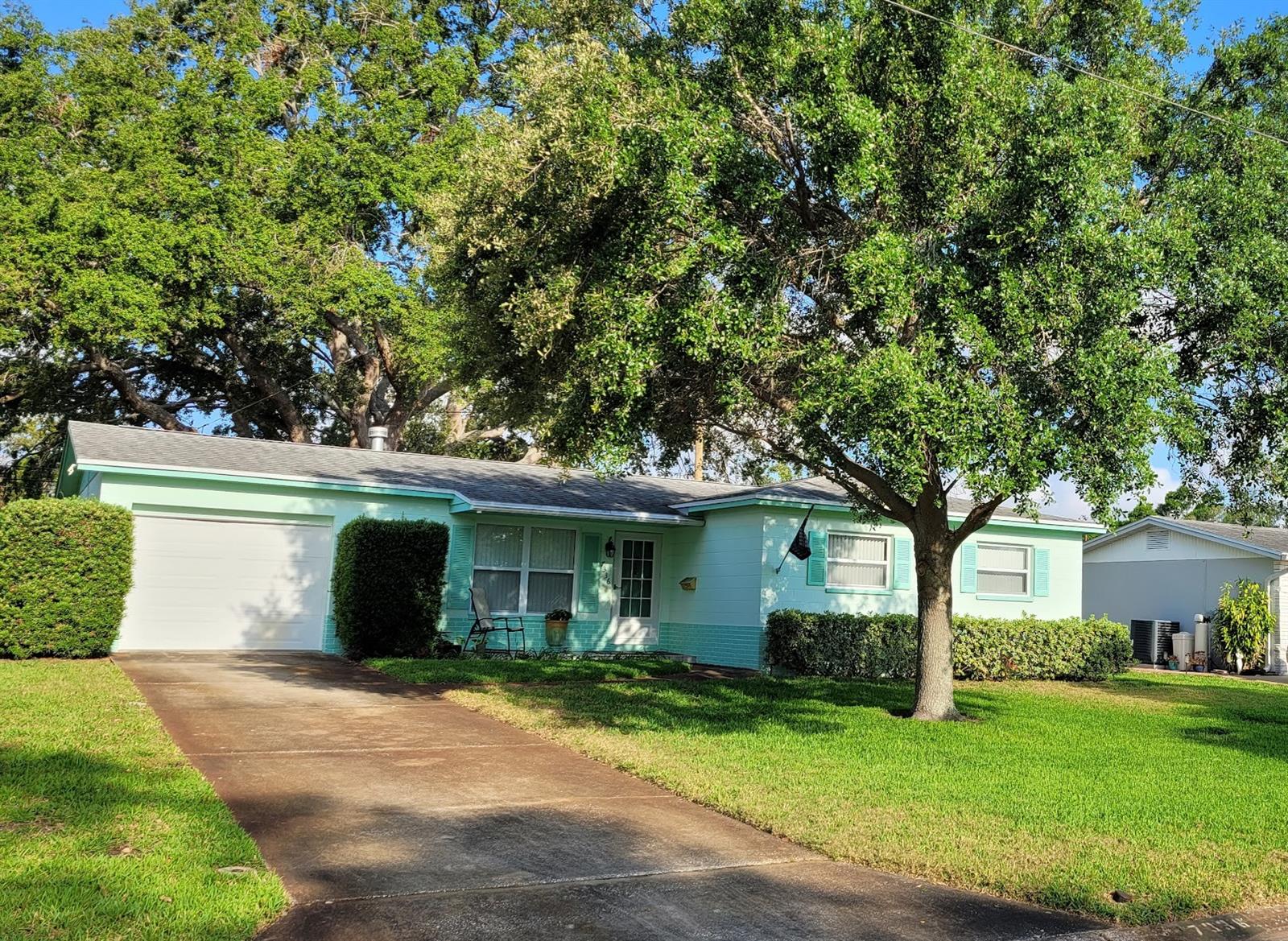 Image 2 of 39 For 7336 20th Street N