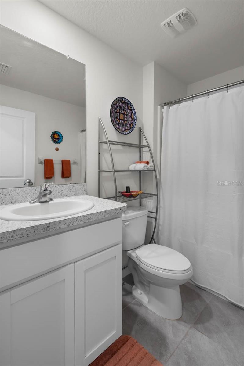 Image 16 of 61 For 718 Tidal Rock Avenue