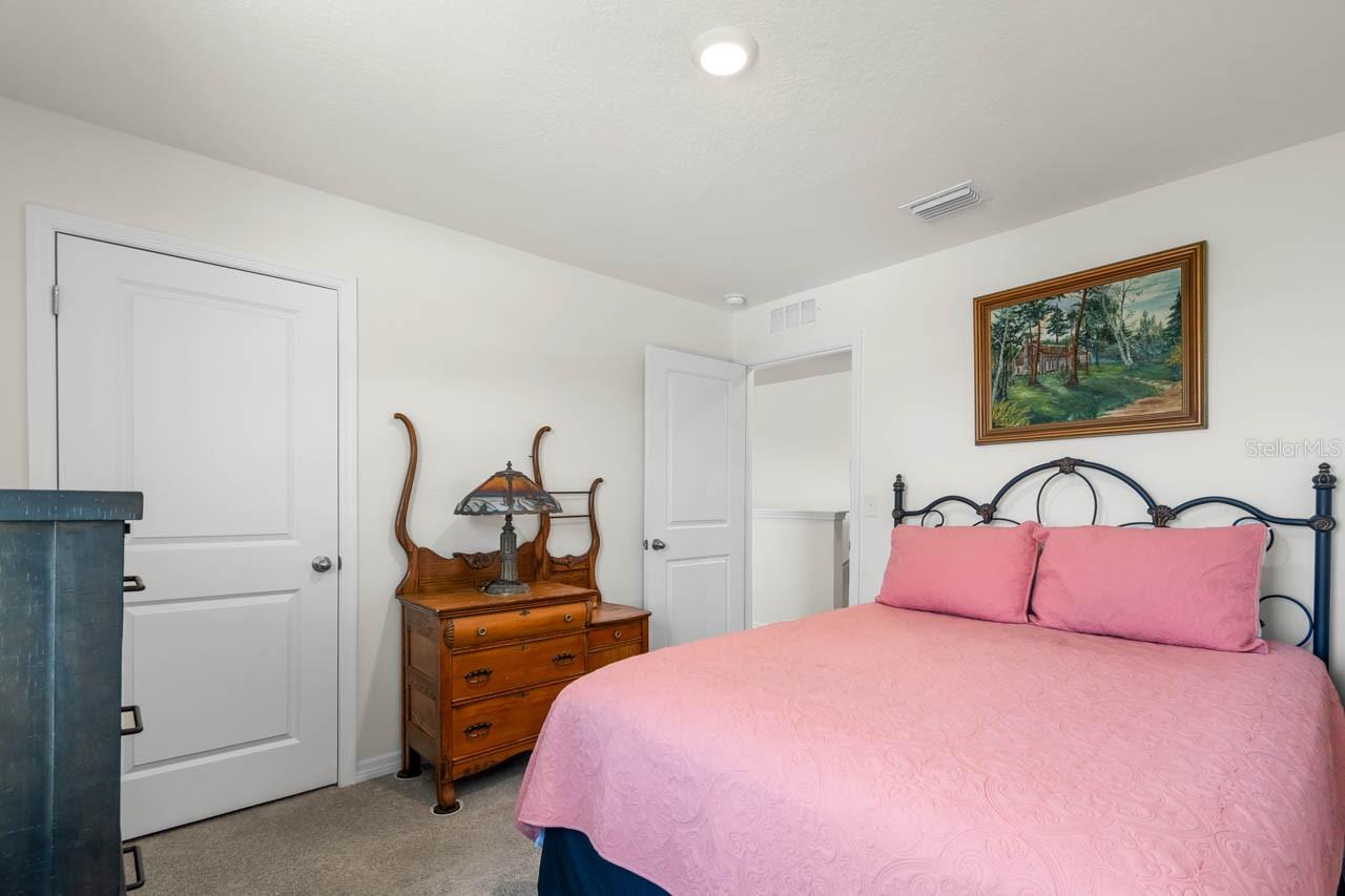 Image 31 of 61 For 718 Tidal Rock Avenue