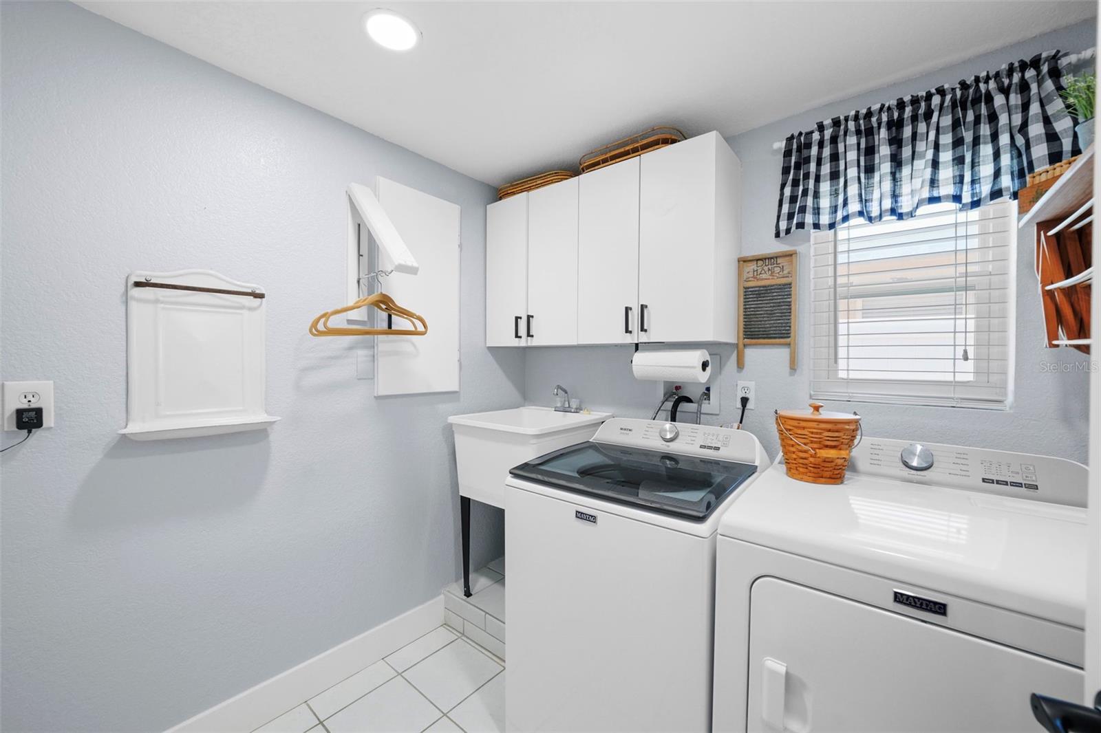 Image 37 of 39 For 430 44th Avenue Ne