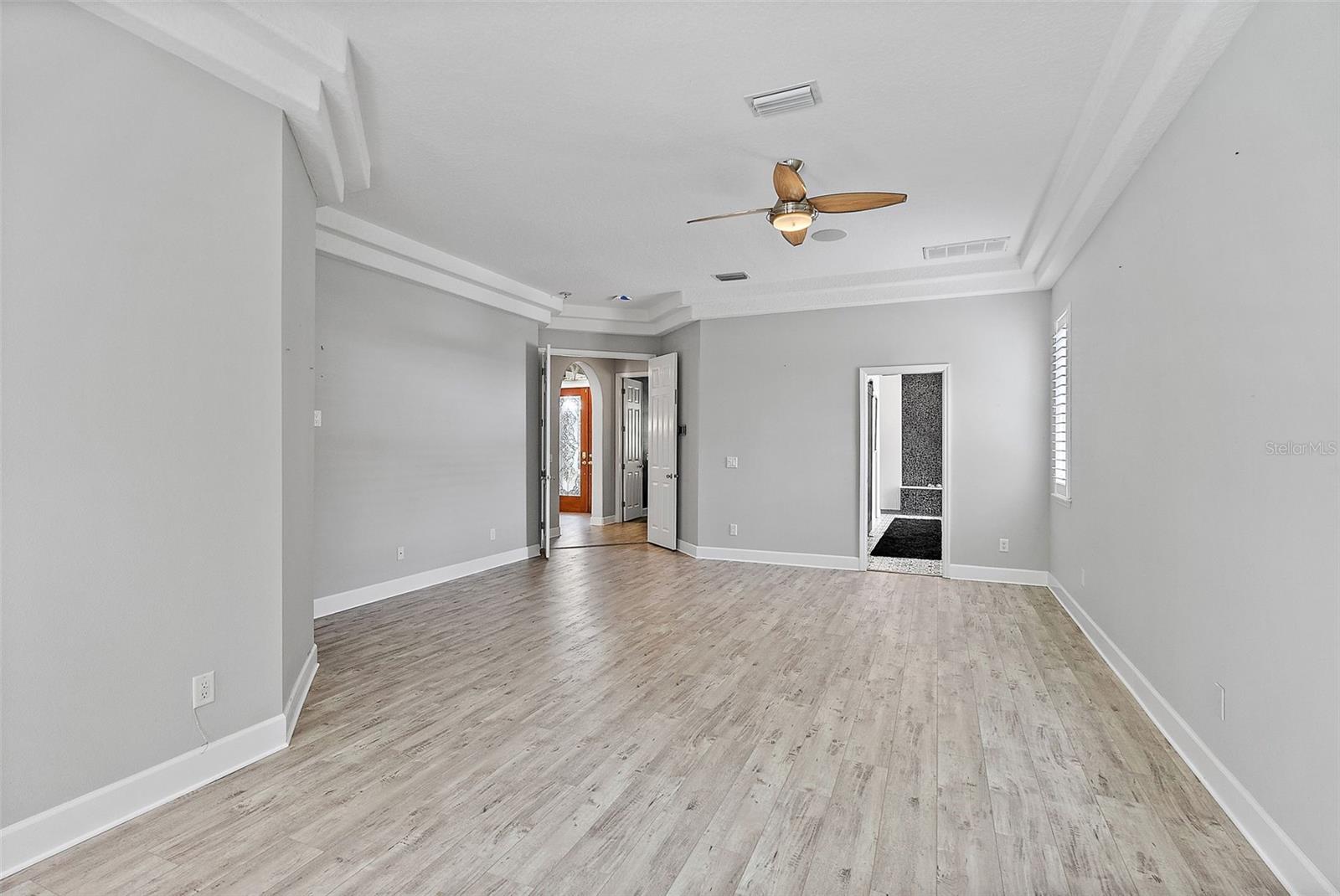 Image 21 of 53 For 7314 Hunt Club Lane