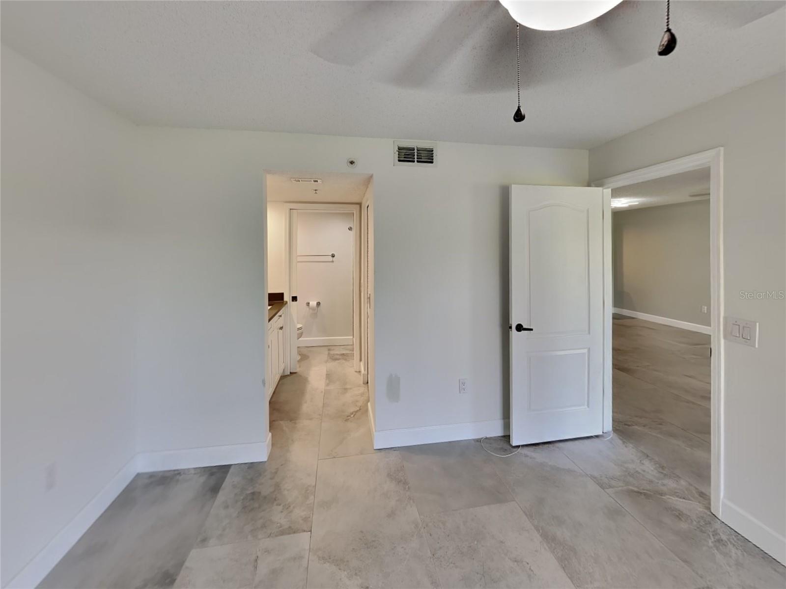 Image 7 of 16 For 6505 Stone River Road 104