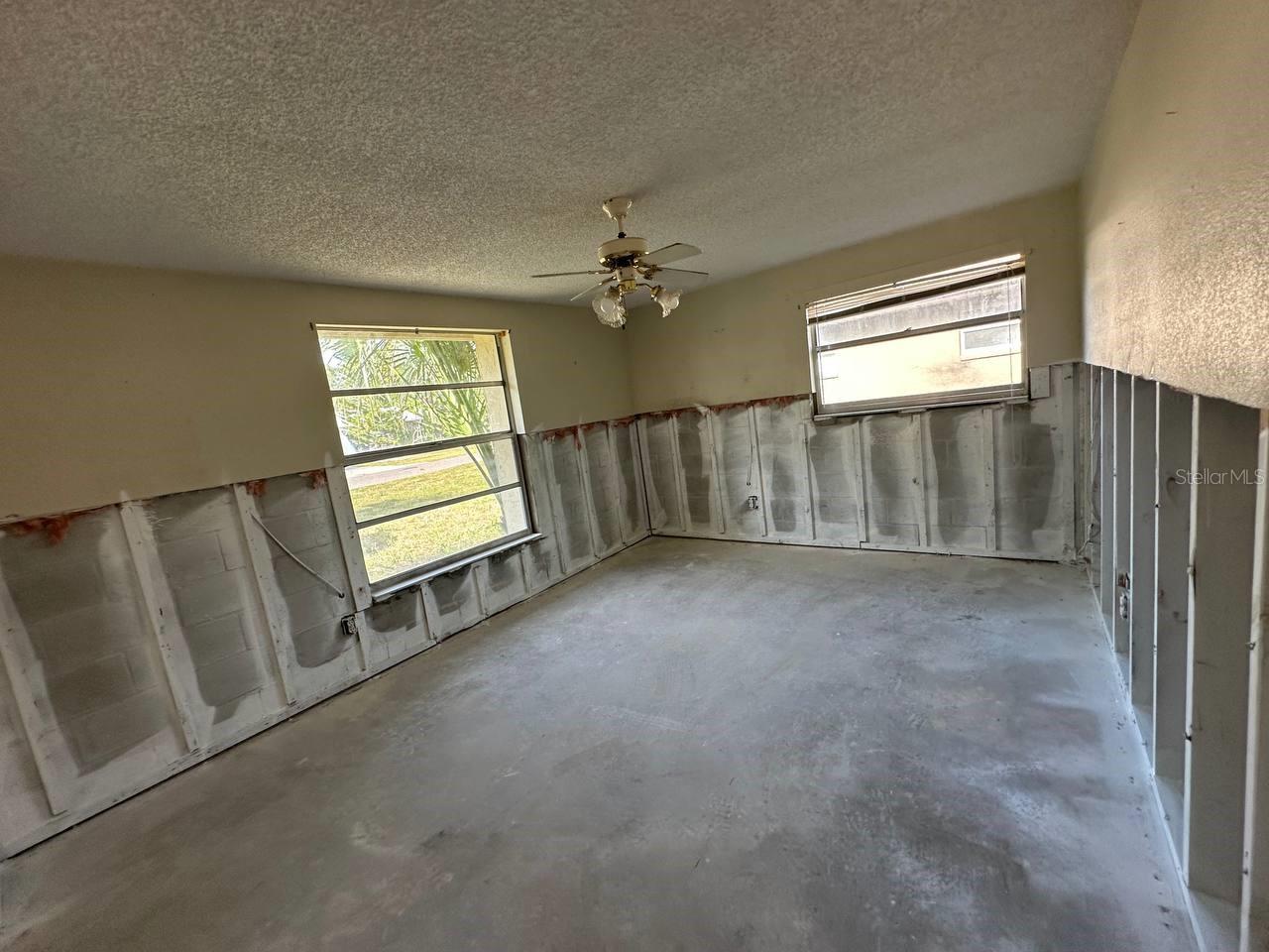 Image 20 of 54 For 8326 Lafitte Drive