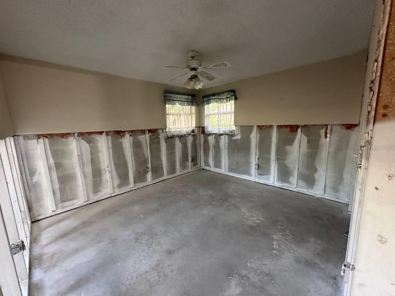 Image 22 of 54 For 8326 Lafitte Drive