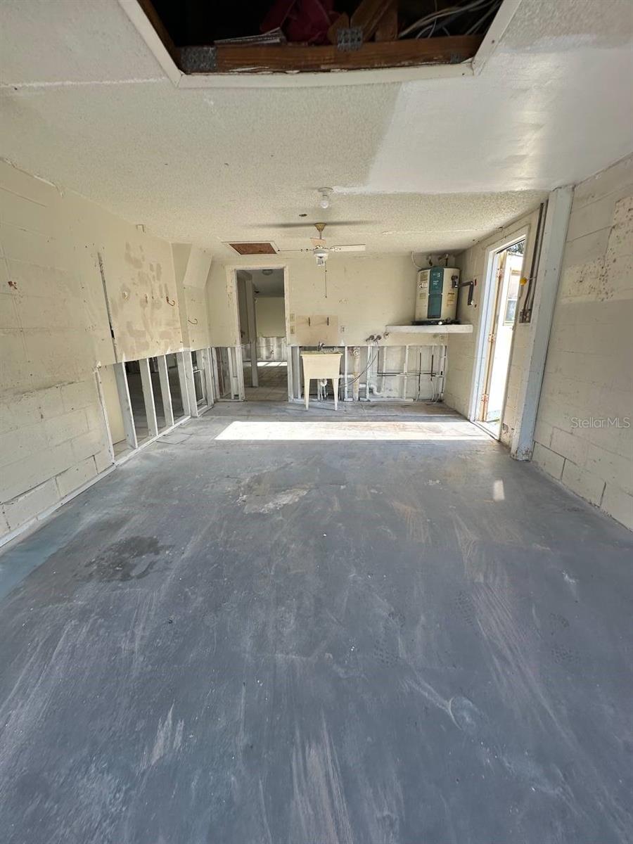 Image 9 of 54 For 8326 Lafitte Drive