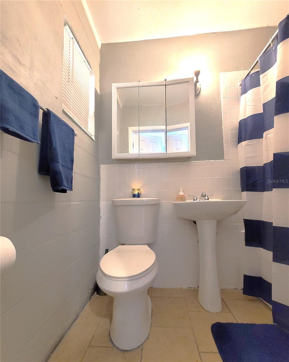 Image 8 of 20 For 5401 14th Avenue