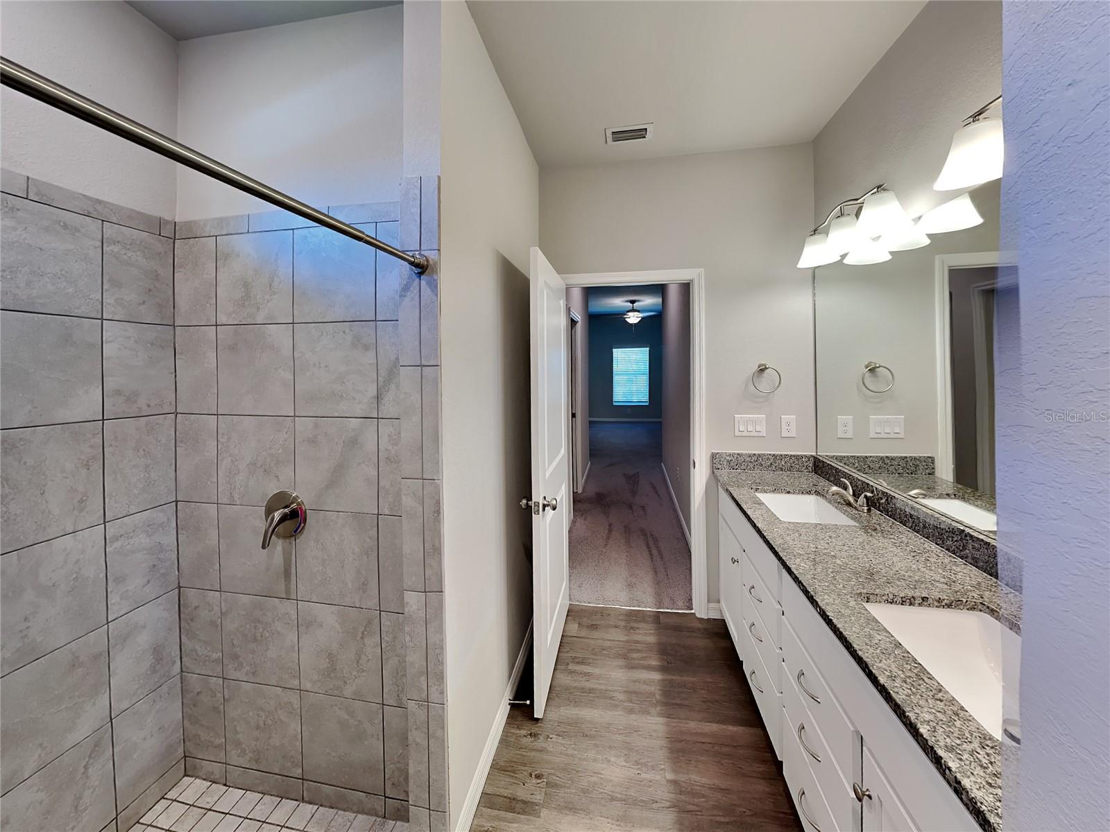 Image 11 of 23 For 14324 Aldridge Avenue