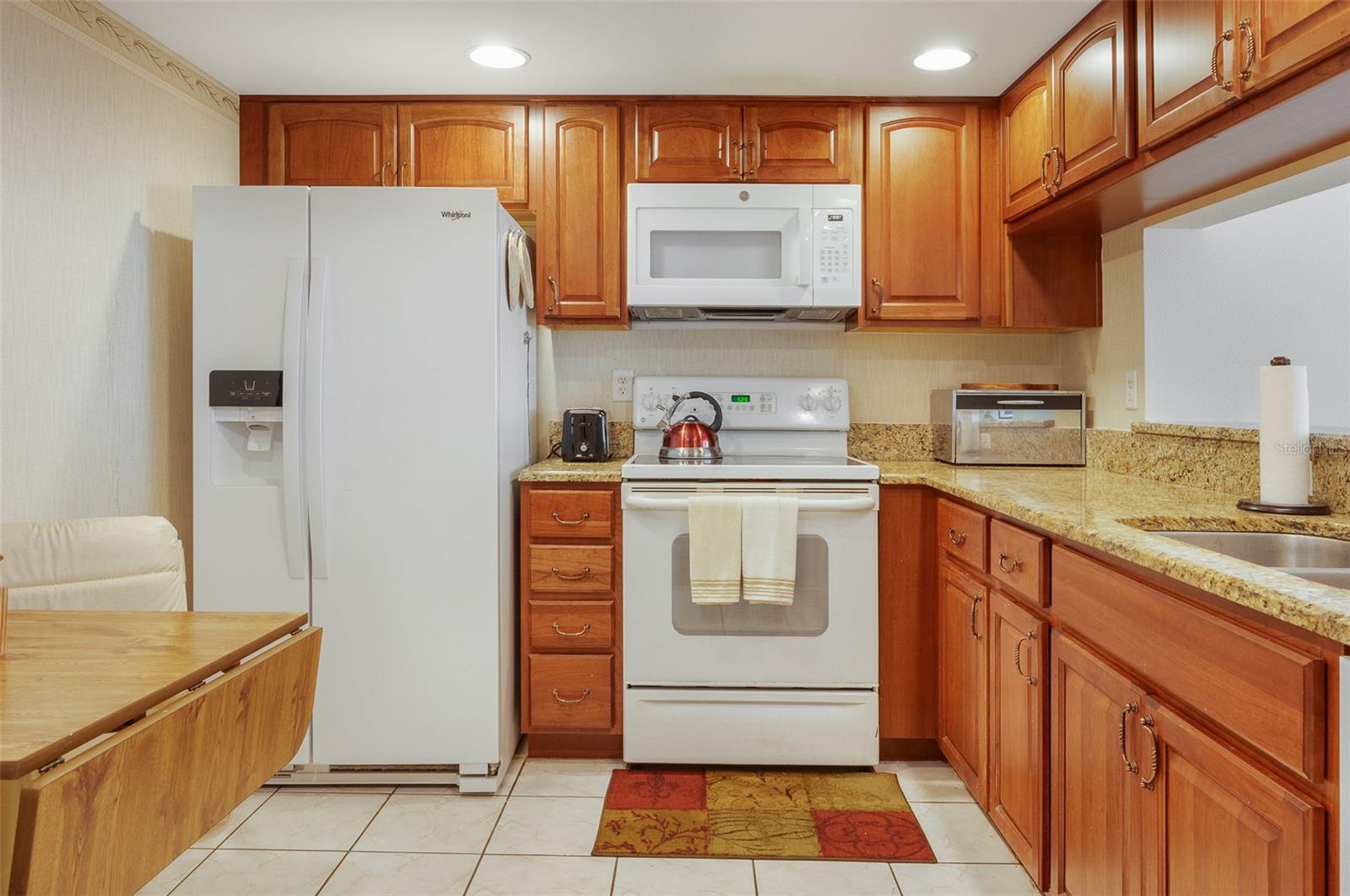 Image 4 of 31 For 2595 Countryside Boulevard 8205