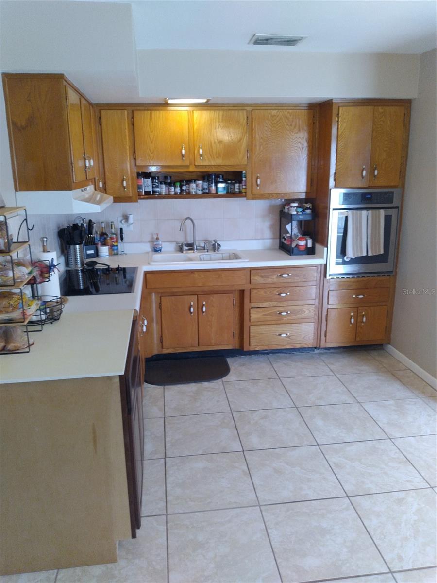 Image 4 of 12 For 5443 Tangerine Drive