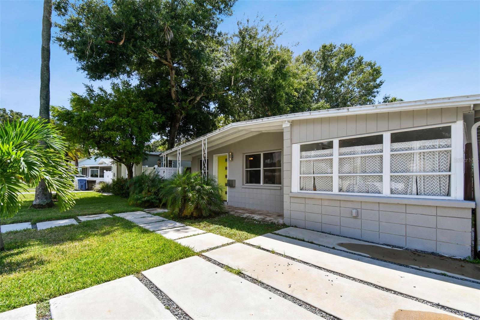 Image 3 of 62 For 3626 17th Street N