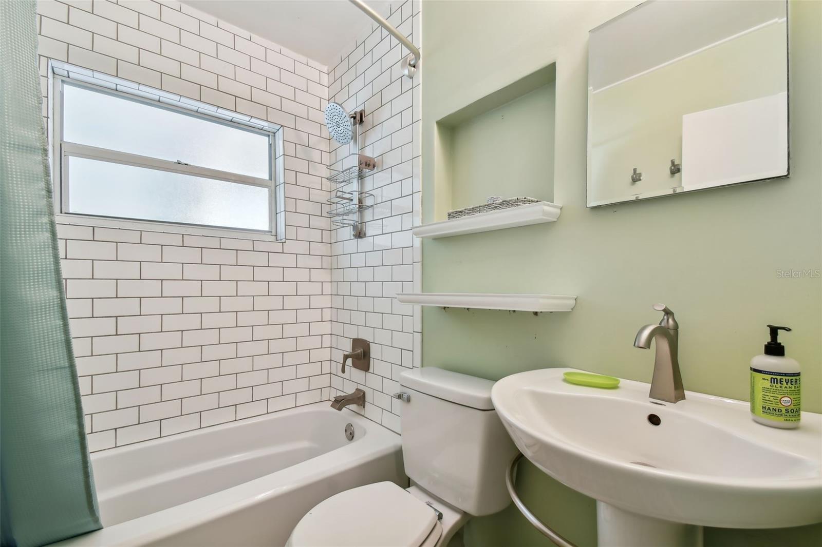Image 33 of 62 For 3626 17th Street N