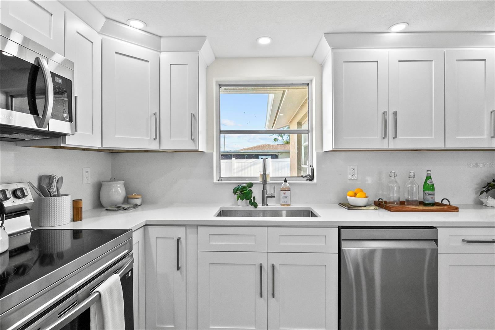 Image 12 of 42 For 9218 Glen Moor Lane
