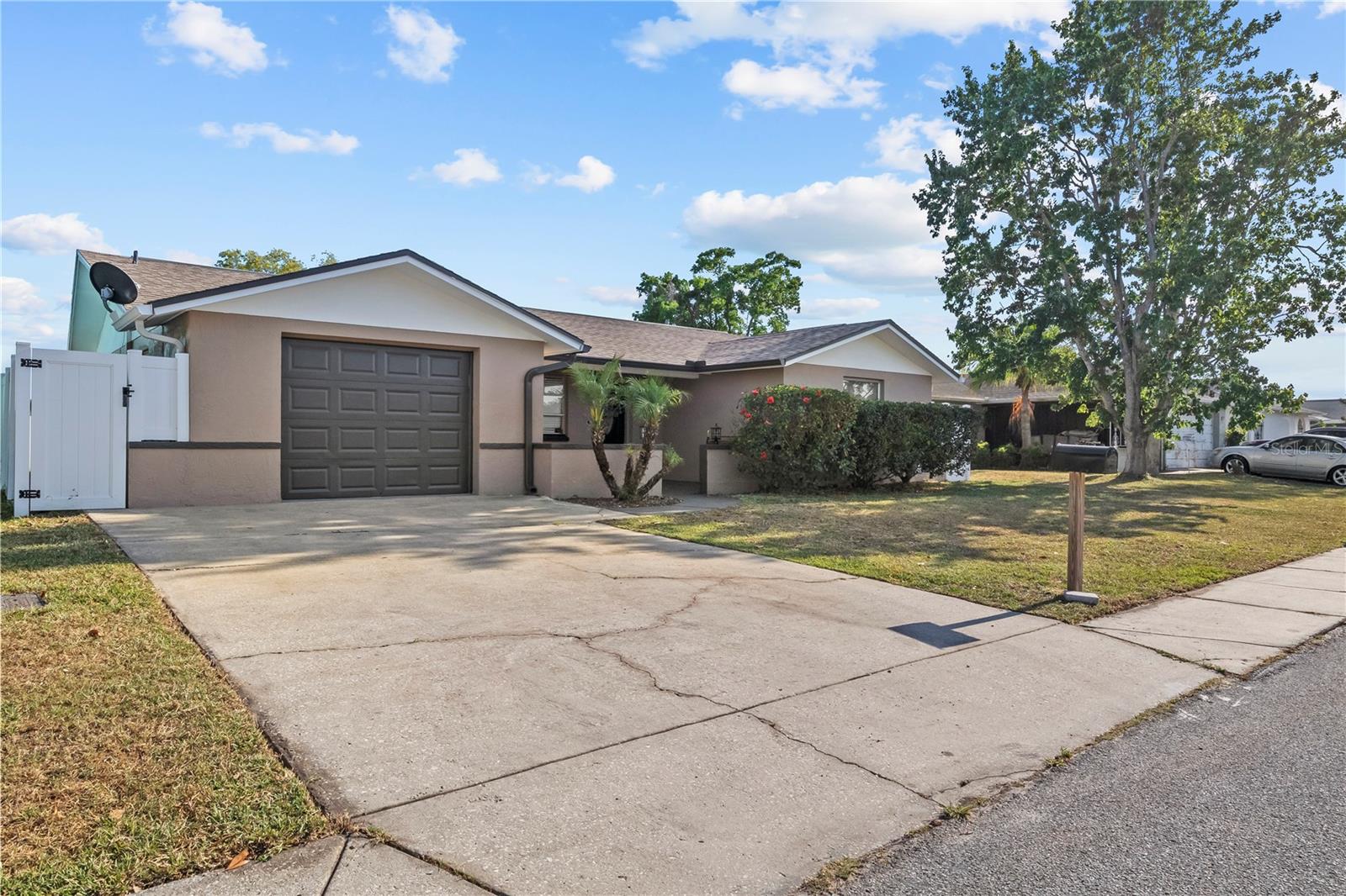 Image 37 of 42 For 9218 Glen Moor Lane