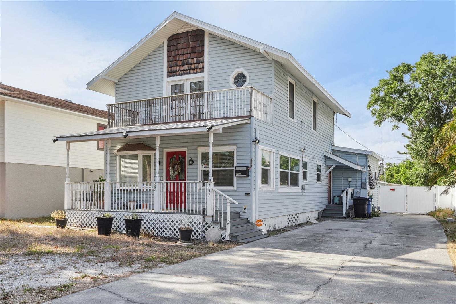 Image 4 of 40 For 757 32nd Avenue N