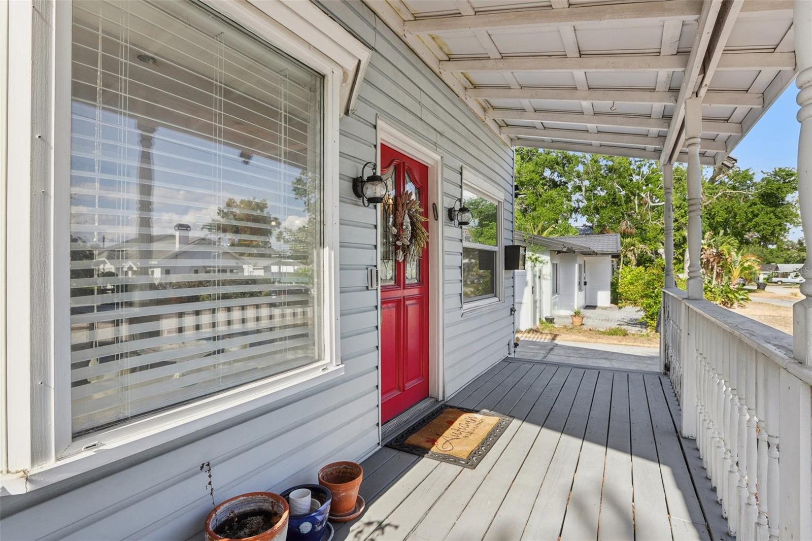 Image 6 of 40 For 757 32nd Avenue N