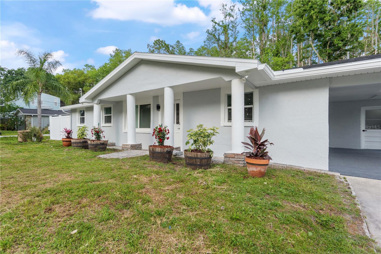Image 3 of 54 For 16411 Lake Byrd Drive