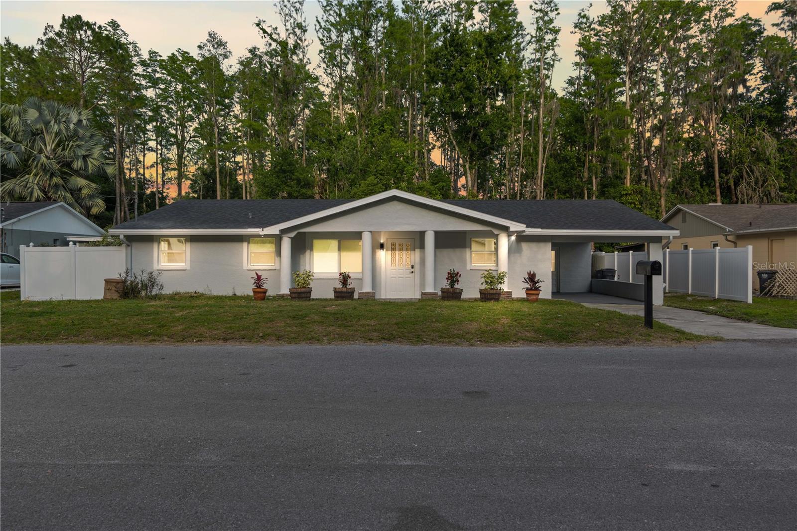 Image 45 of 54 For 16411 Lake Byrd Drive