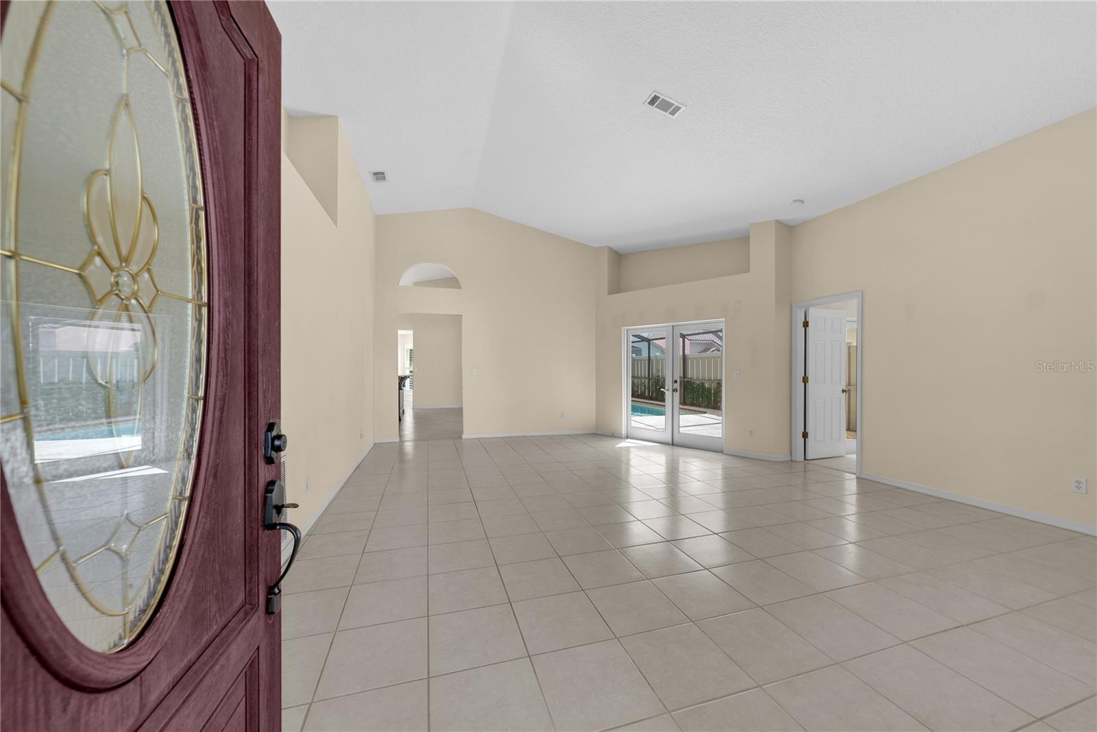 Image 14 of 41 For 5290 White Sand Circle Ne