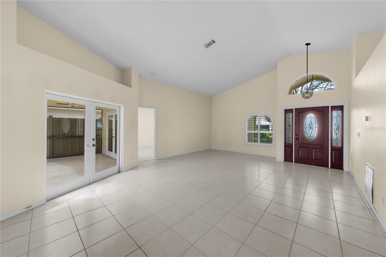 Image 16 of 41 For 5290 White Sand Circle Ne