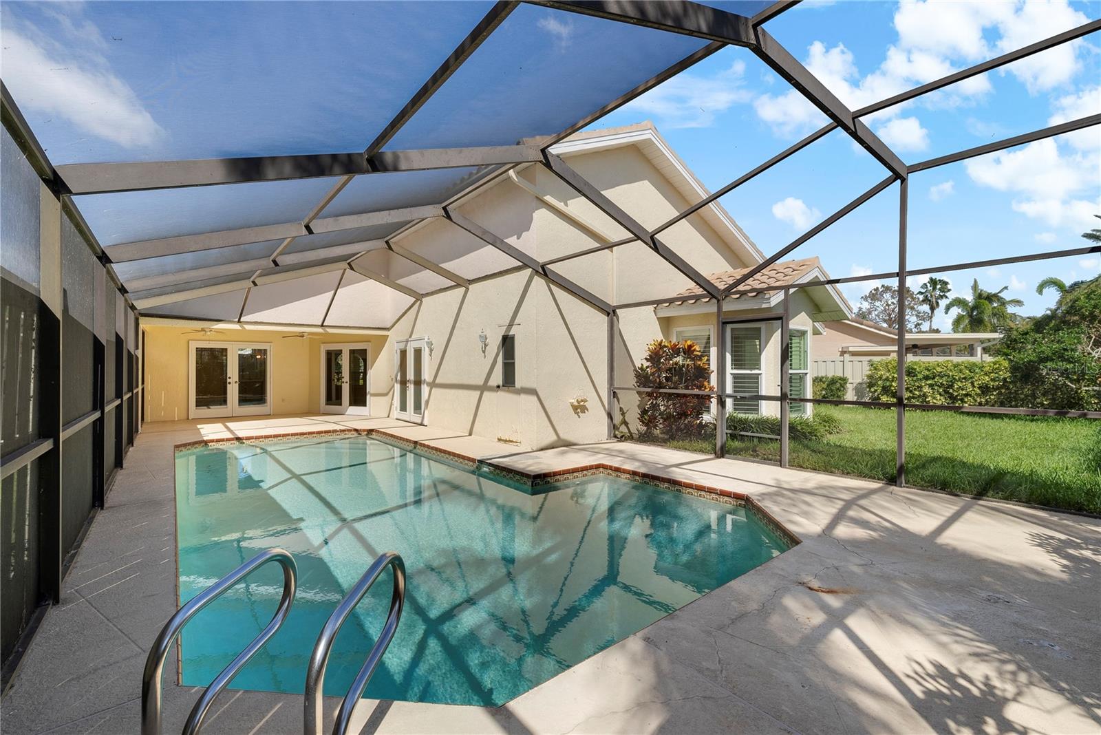 Image 2 of 41 For 5290 White Sand Circle Ne