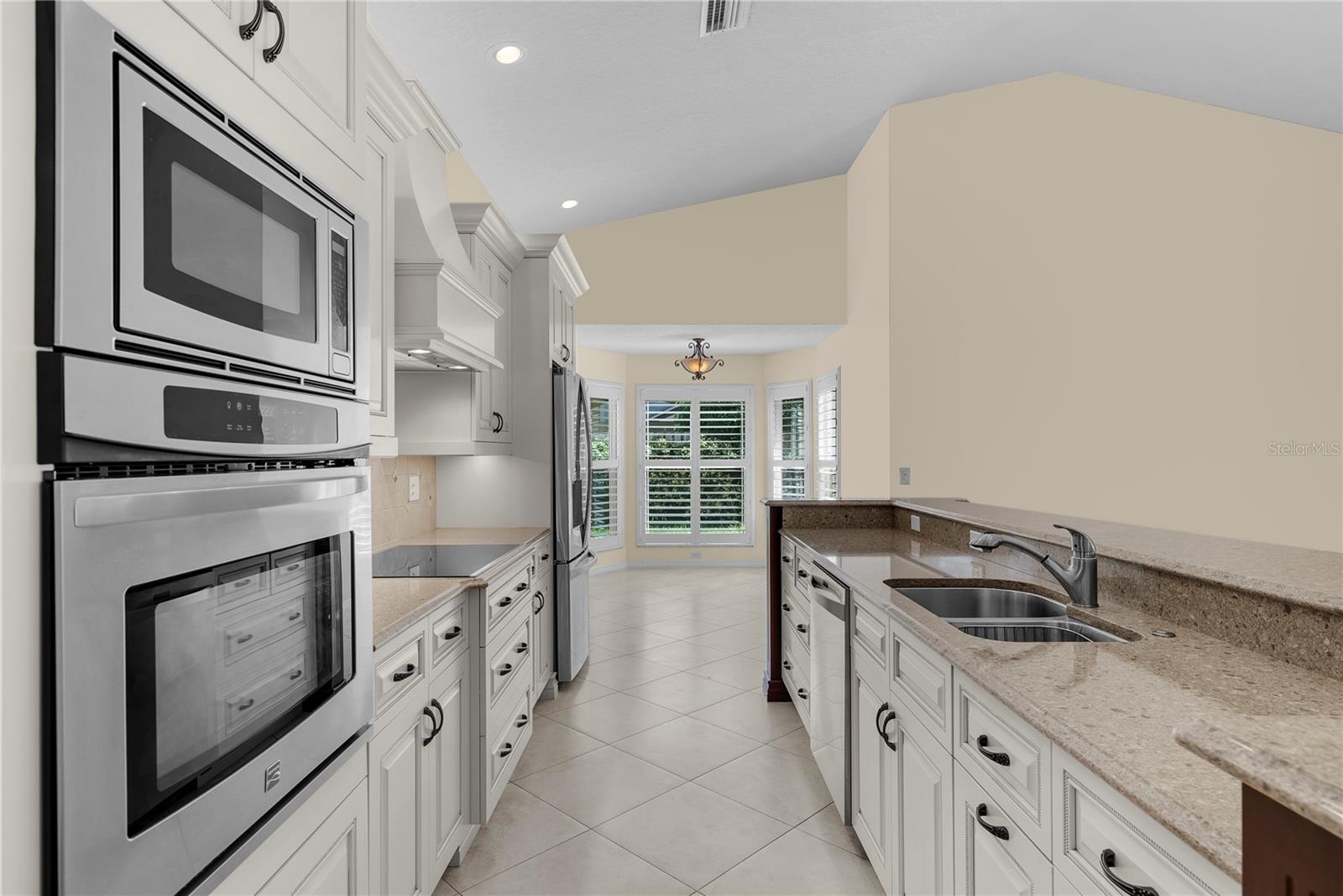 Image 6 of 41 For 5290 White Sand Circle Ne