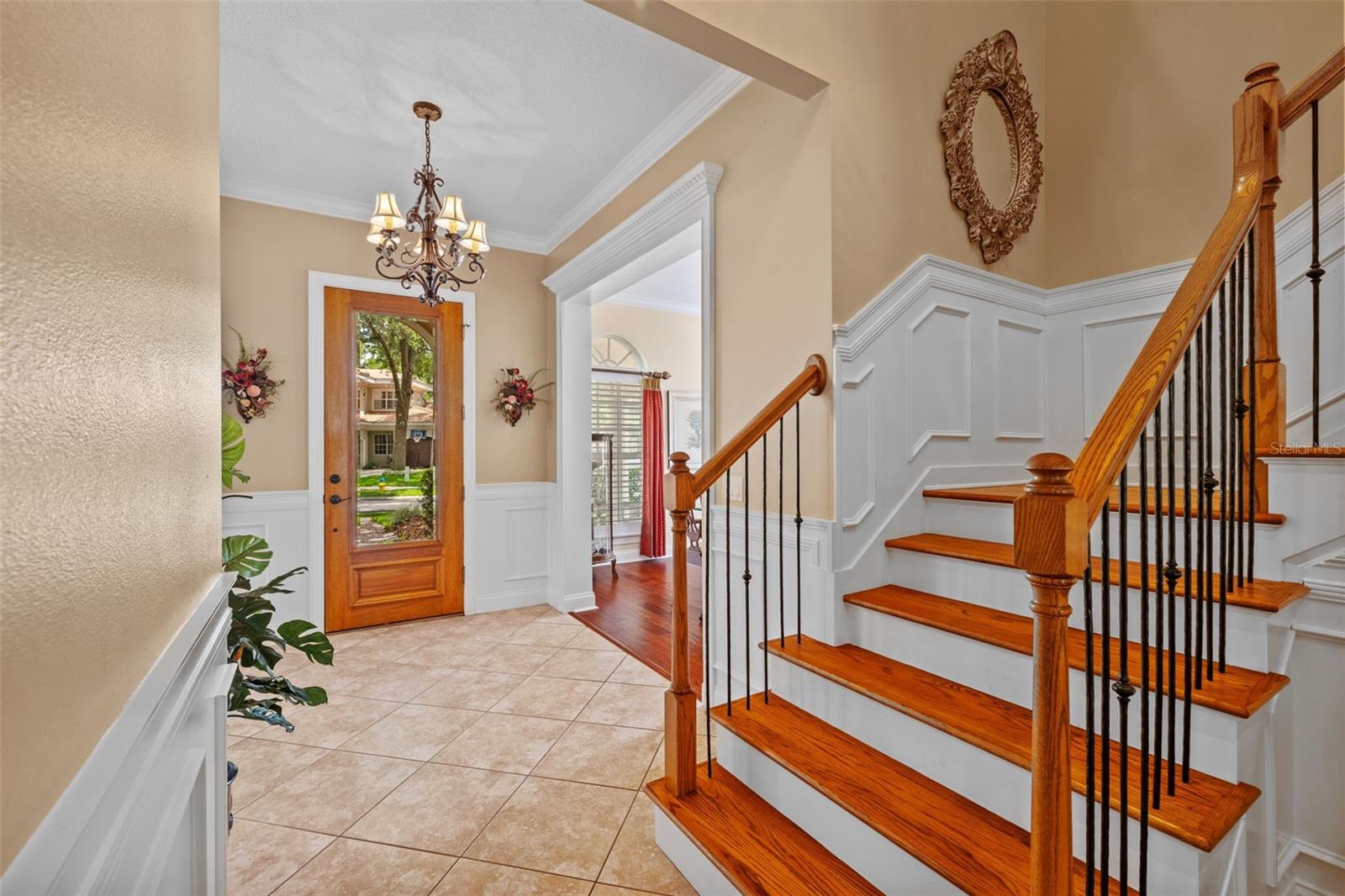 Image 4 of 69 For 1915 Floresta View Drive