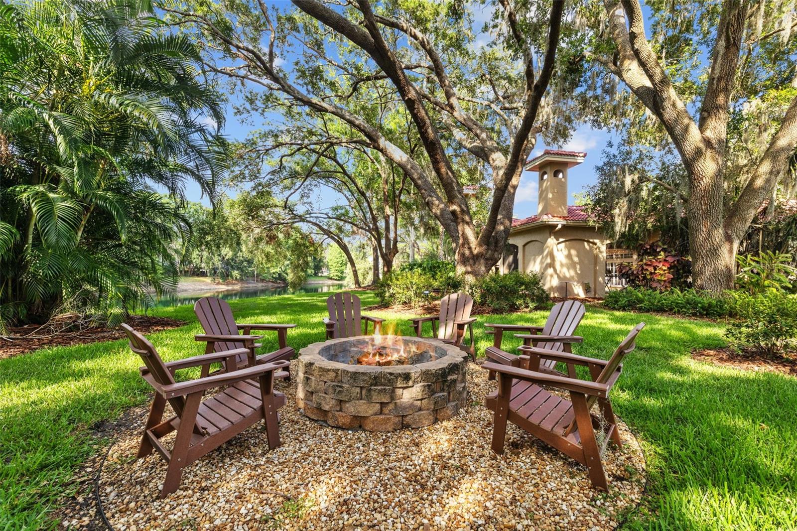 Image 60 of 69 For 1915 Floresta View Drive