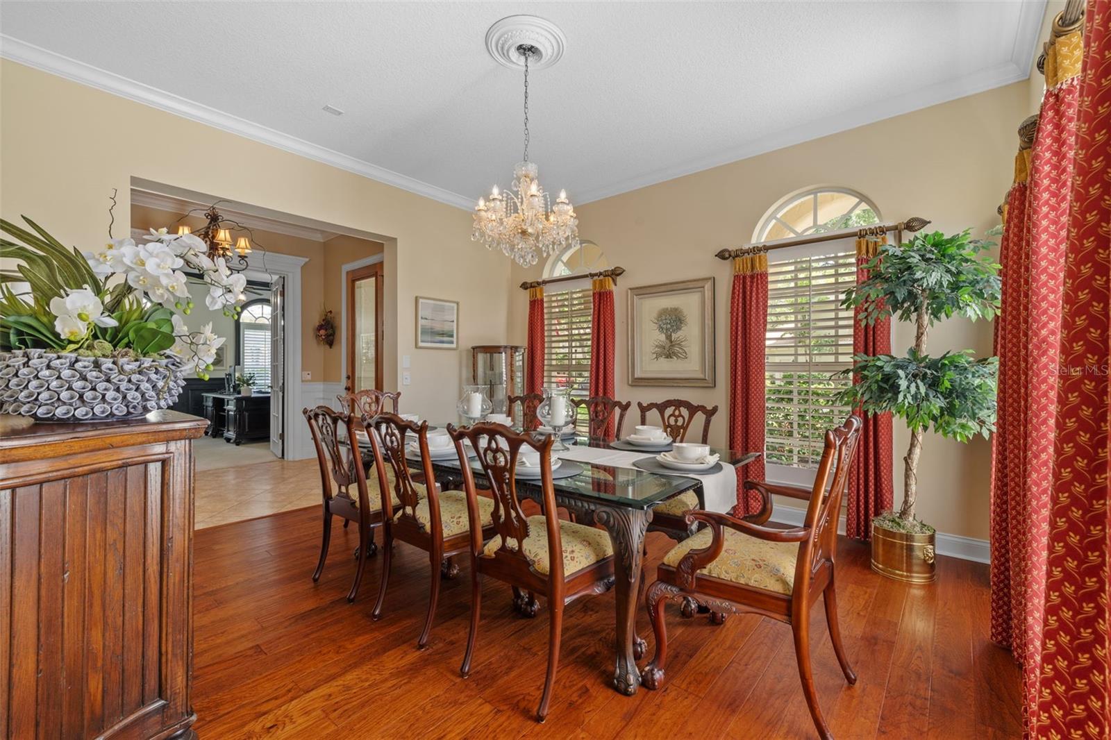 Image 9 of 69 For 1915 Floresta View Drive