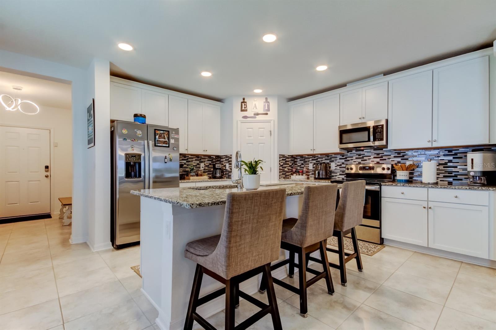 Image 17 of 70 For 12407 Hilltop Farms Drive