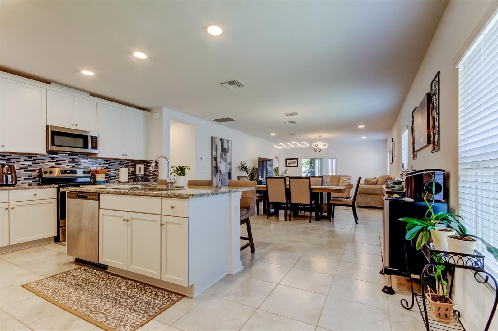 Image 6 of 70 For 12407 Hilltop Farms Drive