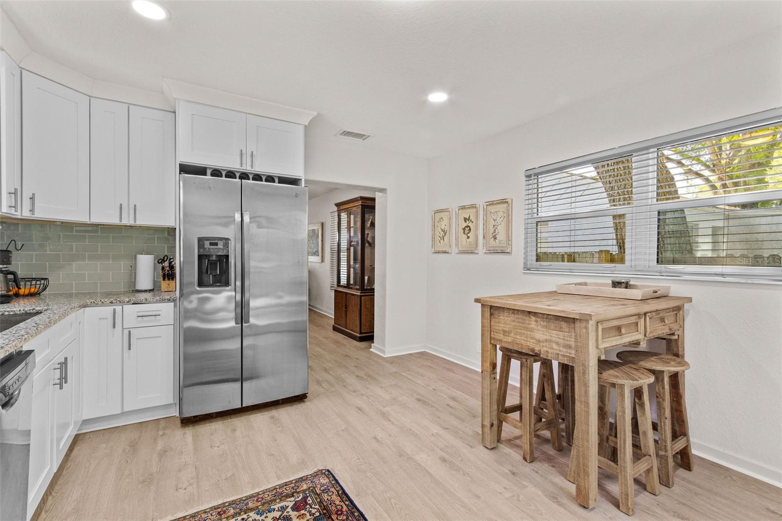 Image 13 of 23 For 3906 Ola Avenue