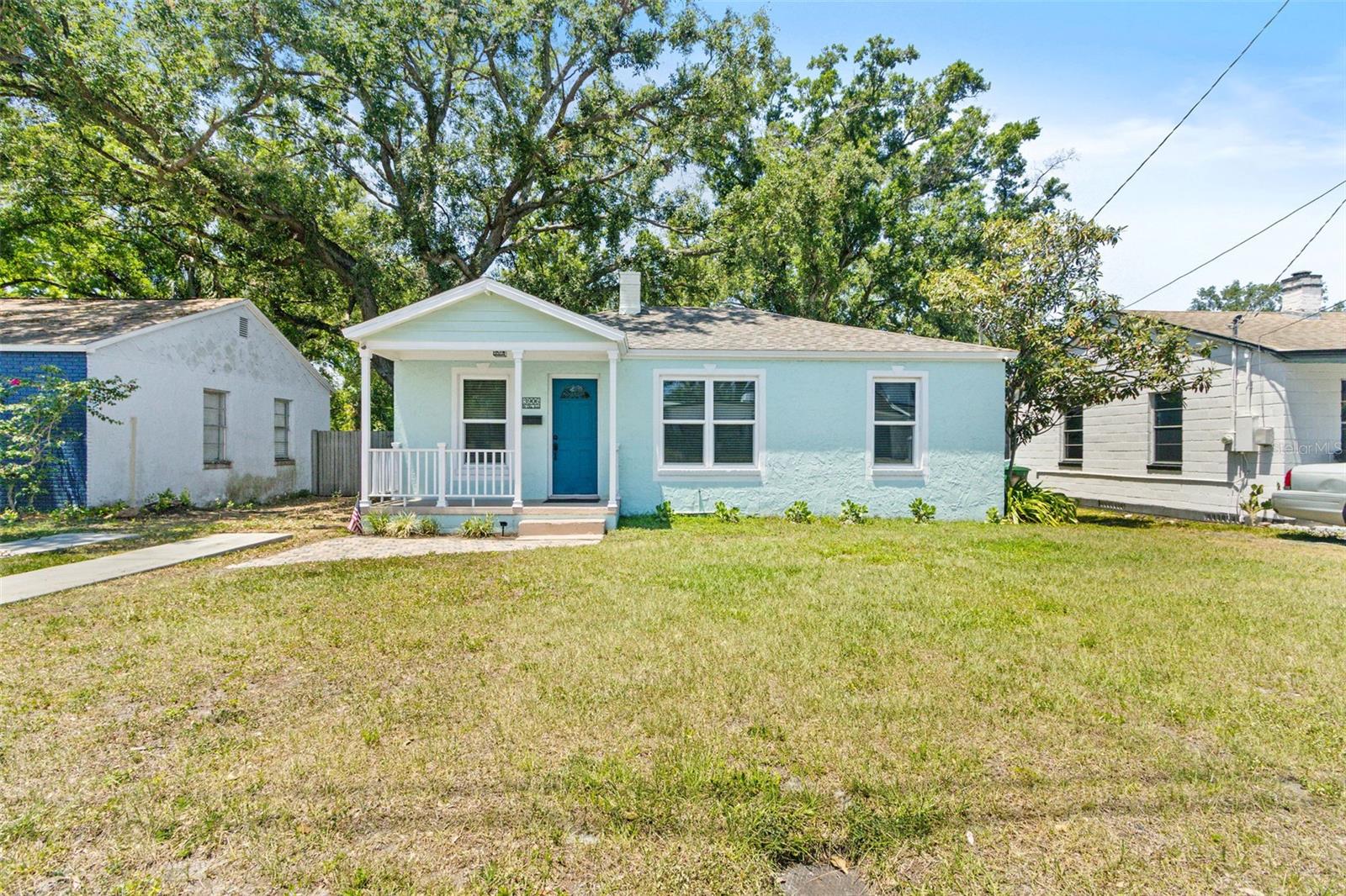 Image 2 of 23 For 3906 Ola Avenue