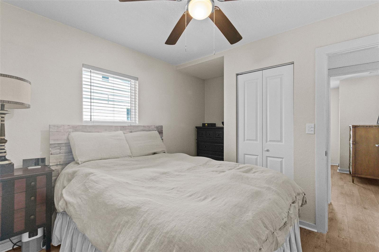 Image 21 of 23 For 3906 Ola Avenue