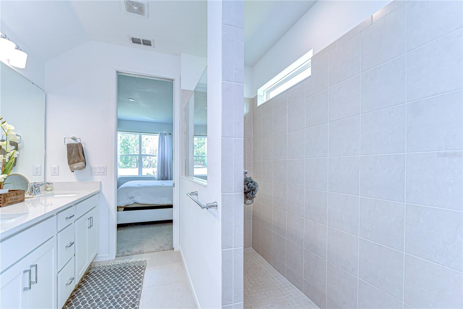 Image 15 of 35 For 12905 Brookside Moss Drive