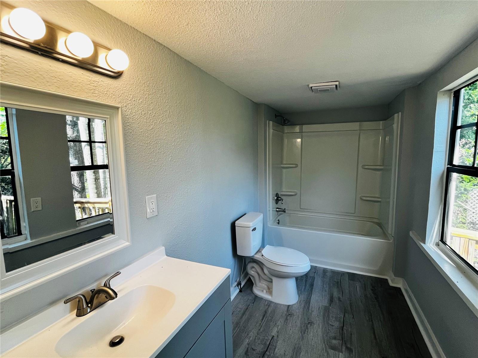 Image 22 of 38 For 2852 60th Avenue N
